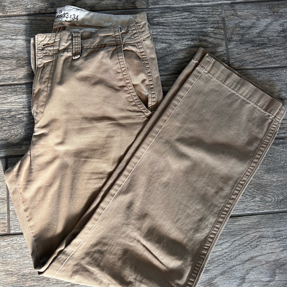 Old Navy Khaki/Tan Straight-Leg Chinos